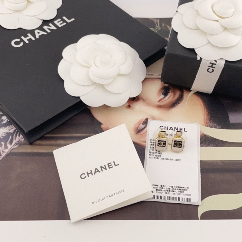 Ch**el earrings